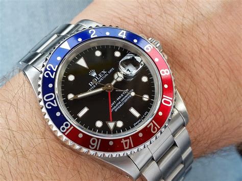 rolex blue red changing|rolex submariner red and blue.